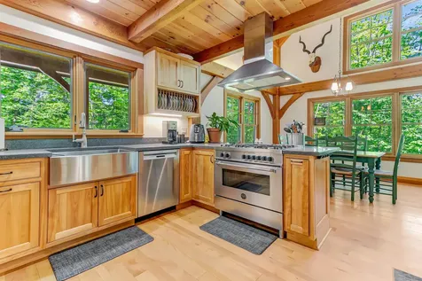 13 Lower Middle Road Chittenden VT 05763