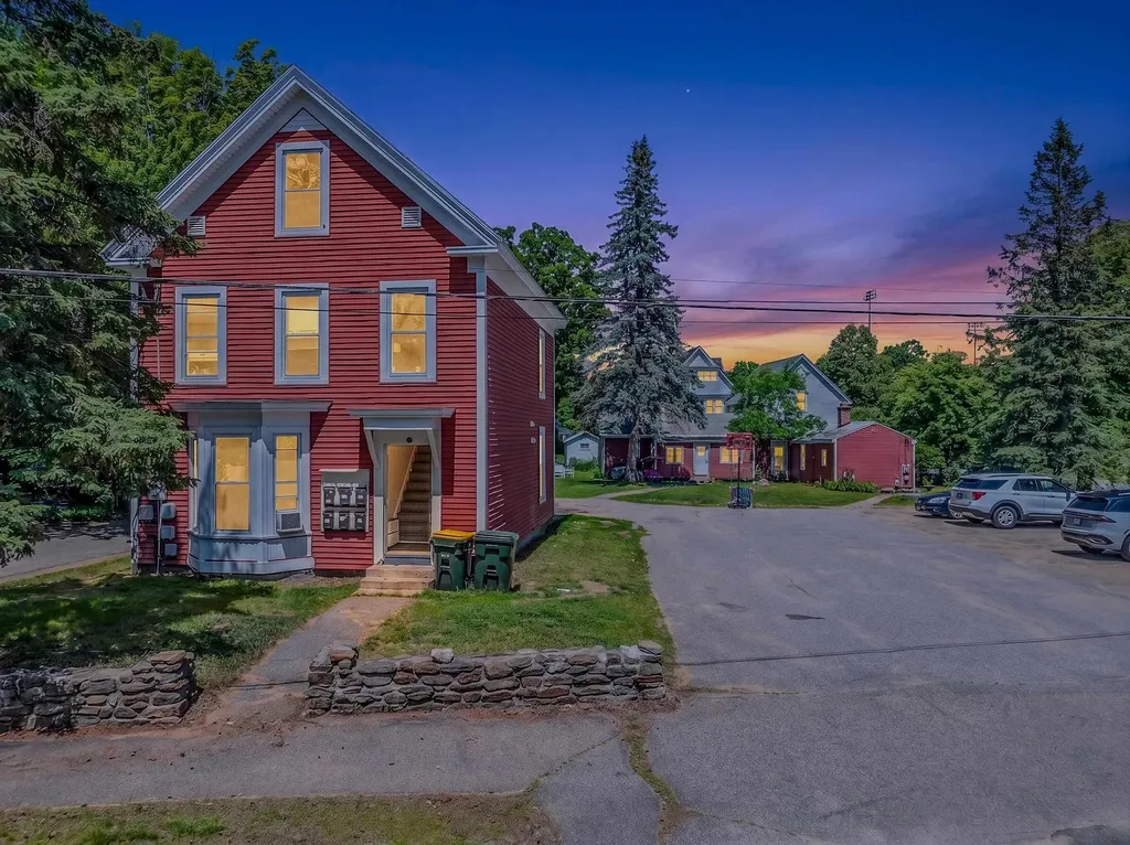 22 West Street Laconia NH 03246