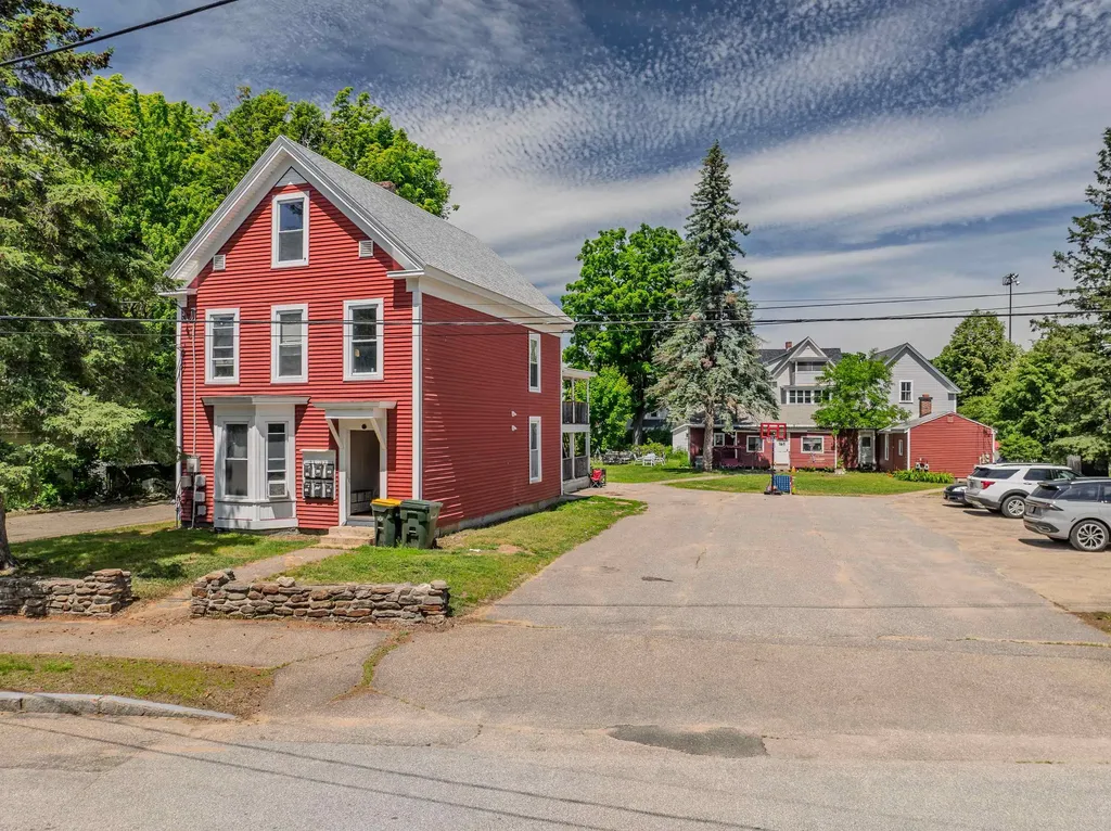 22 West Street Laconia NH 03246