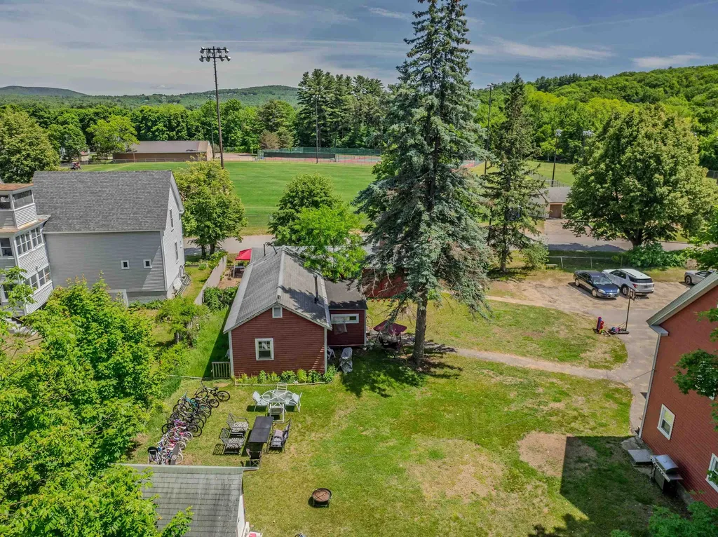 22 West Street Laconia NH 03246