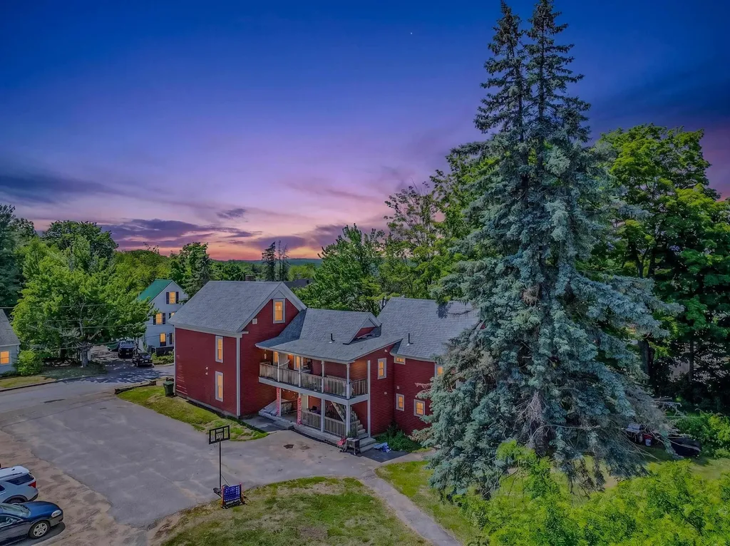 22 West Street Laconia NH 03246