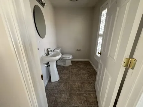 7 Charity Court Hudson NH 03051