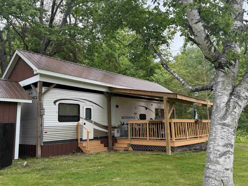 111 Acton Place Royalton VT 05068