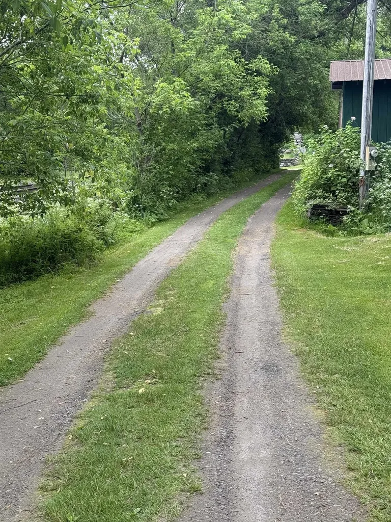 111 Acton Place Royalton VT 05068