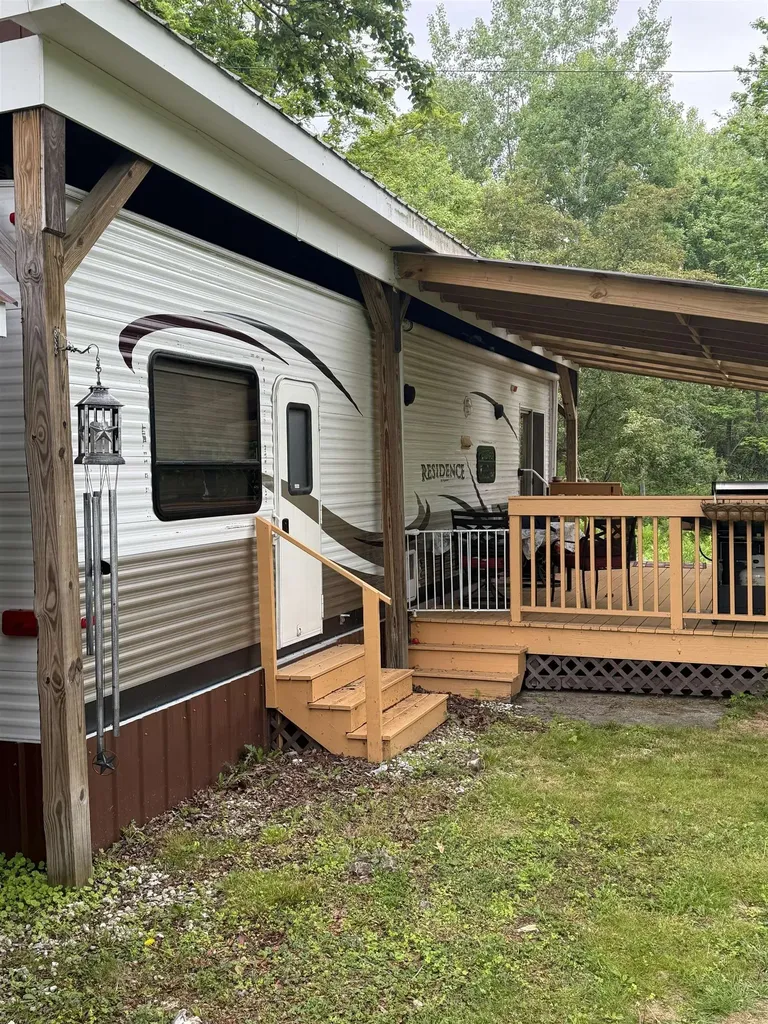 111 Acton Place Royalton VT 05068