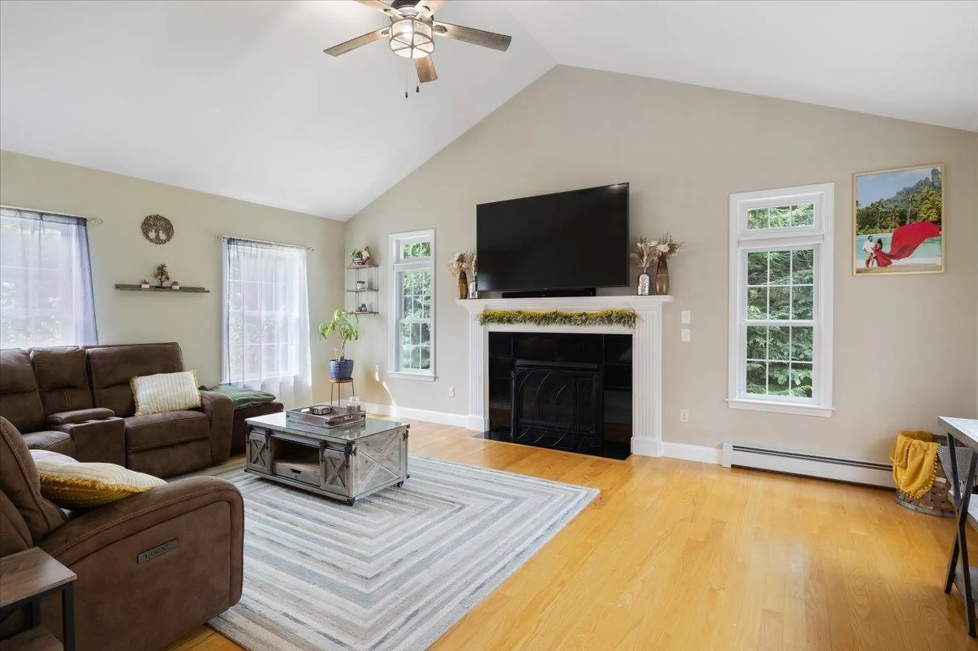 4 Dunnmoore Drive Bow NH 03304