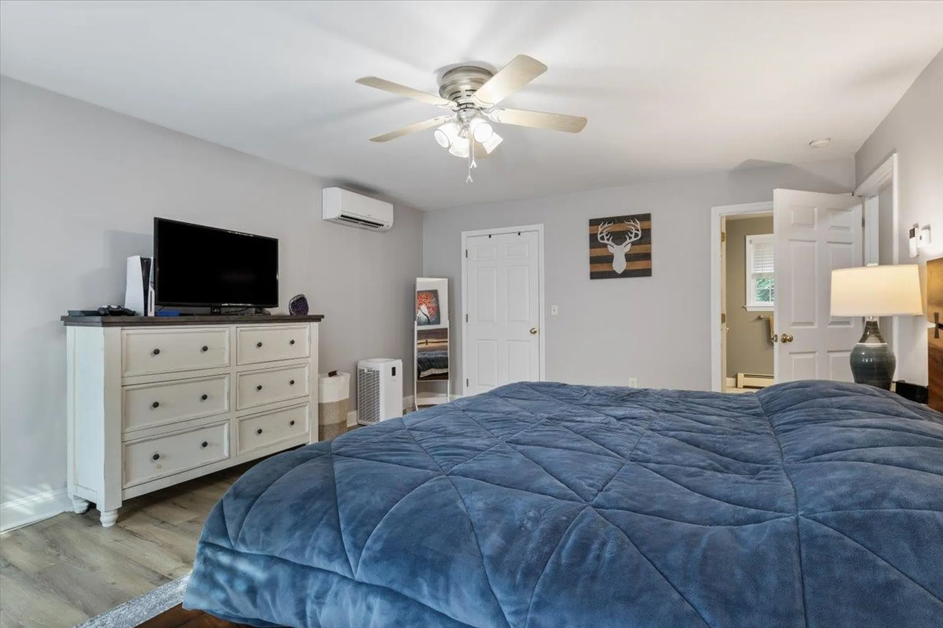 4 Dunnmoore Drive Bow NH 03304