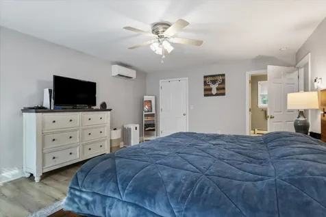 4 Dunnmoore Drive Bow NH 03304