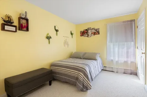 4 Dunnmoore Drive Bow NH 03304