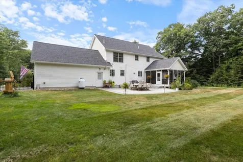 4 Dunnmoore Drive Bow NH 03304