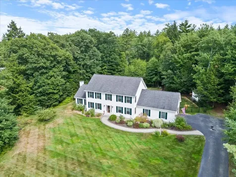4 Dunnmoore Drive Bow NH 03304