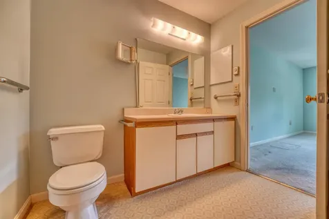 322 Parkside Road New London NH 03257