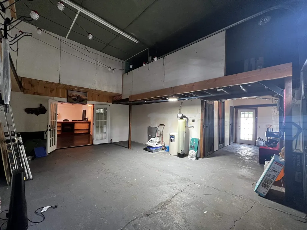 1287 Bearcamp Highway Tamworth NH 03883