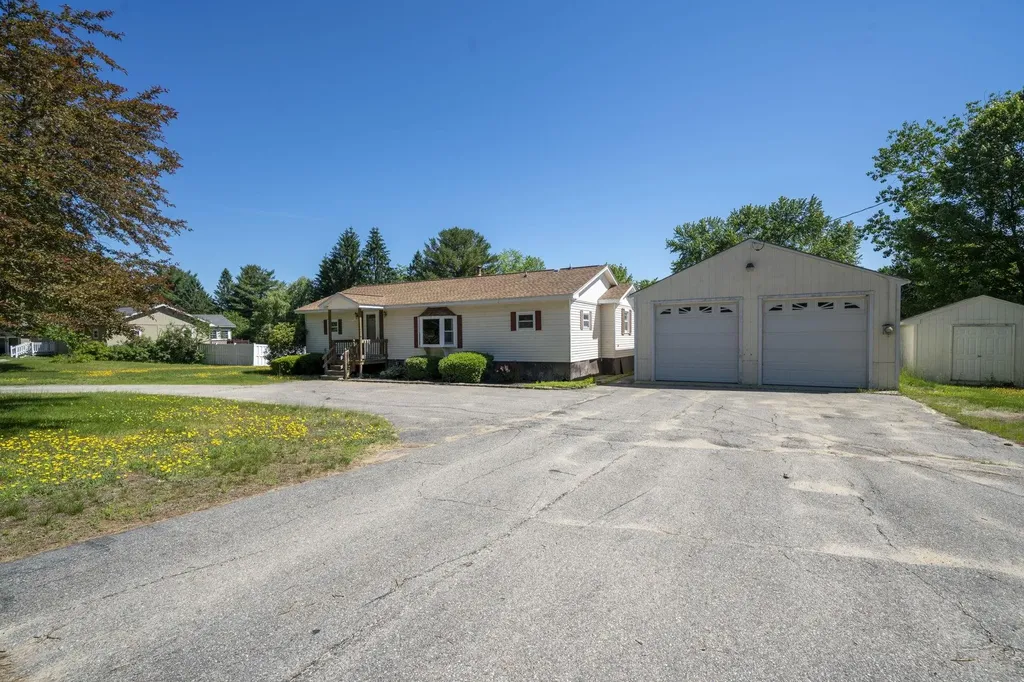 50 Chester Turnpike Allenstown NH 03275