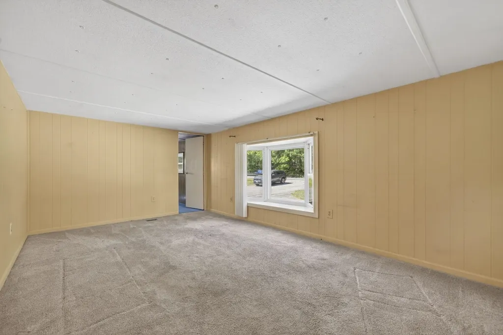 50 Chester Turnpike Allenstown NH 03275
