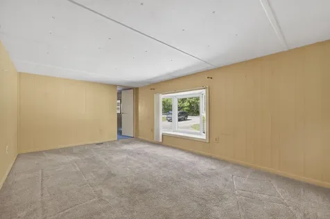 50 Chester Turnpike Allenstown NH 03275
