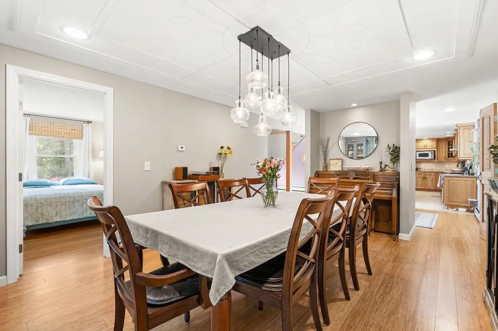 12 Doe Farm Lane Newmarket NH 03857