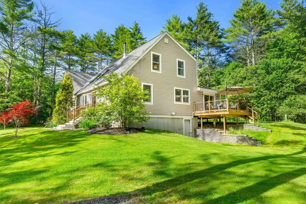 12 Doe Farm Lane Newmarket NH 03857