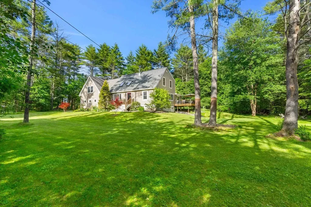 12 Doe Farm Lane Newmarket NH 03857