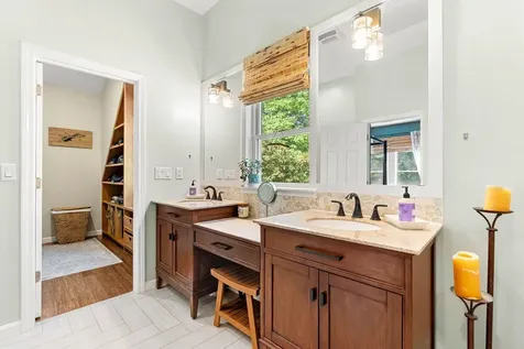 12 Doe Farm Lane Newmarket NH 03857