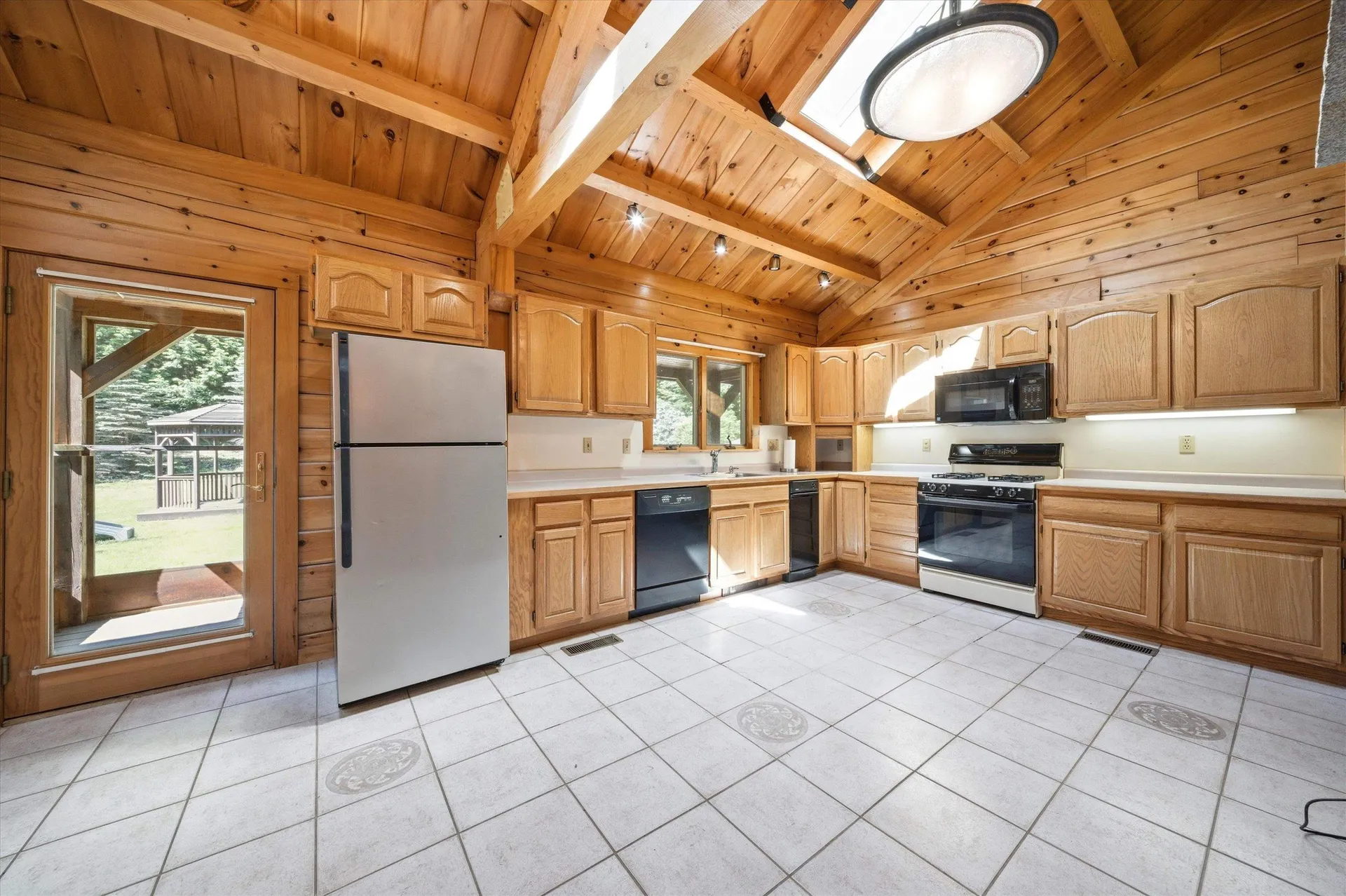 20 Mccollum Road New Boston NH 03070