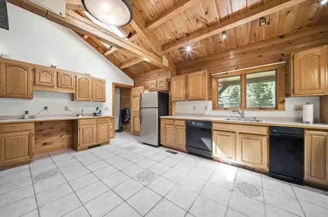 20 Mccollum Road New Boston NH 03070