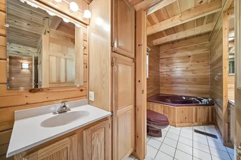 20 Mccollum Road New Boston NH 03070