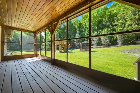 20 Mccollum Road New Boston NH 03070