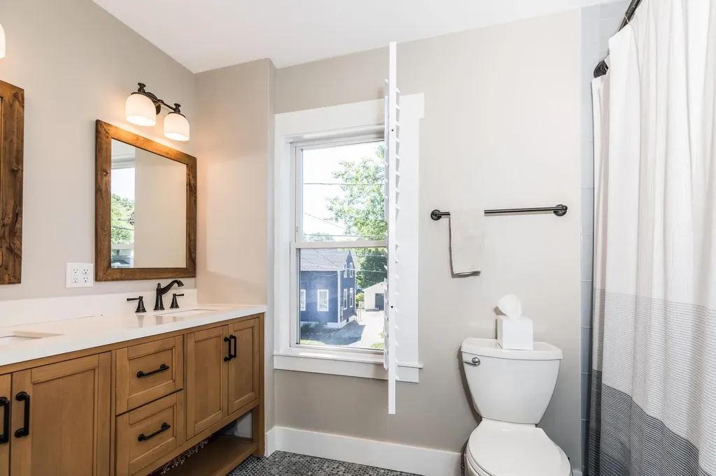 306 Thornton Street Portsmouth NH 03801