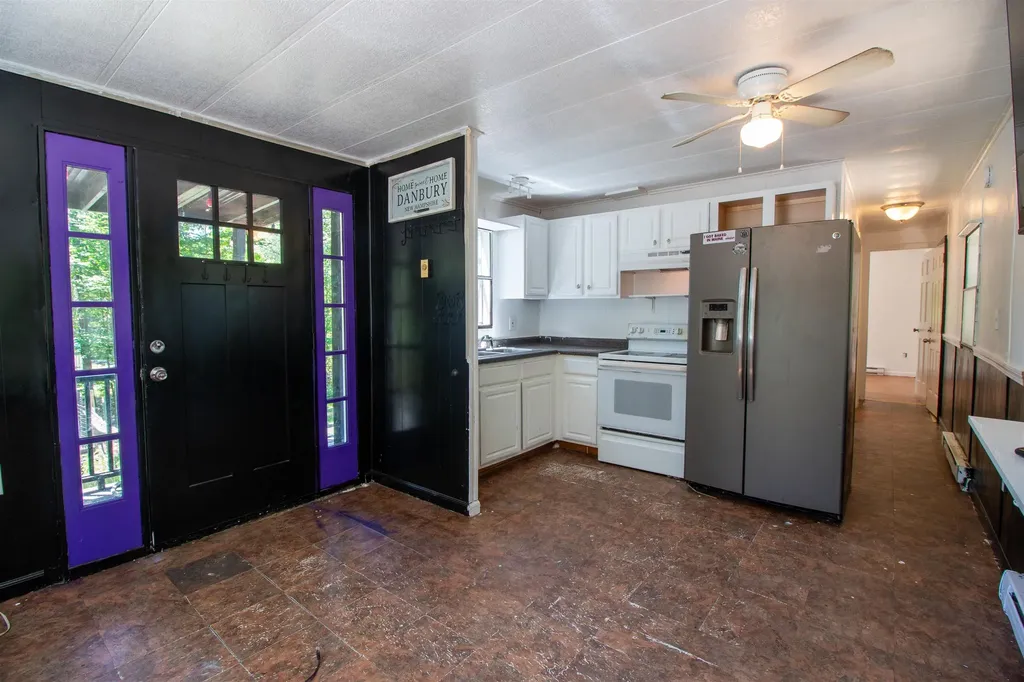 22 Aspen Lane Danbury NH 03230