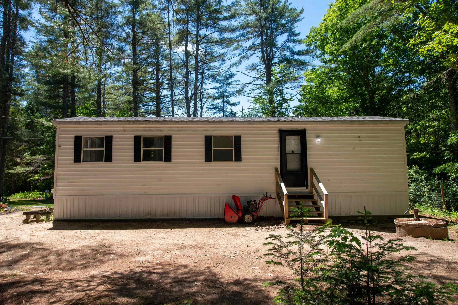 22 Aspen Lane Danbury NH 03230