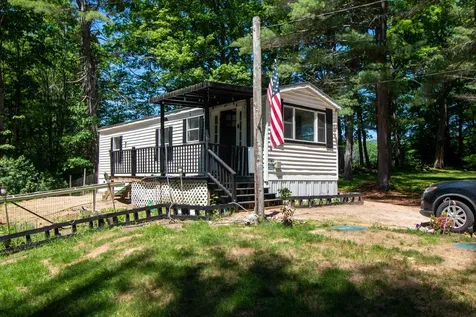 22 Aspen Lane Danbury NH 03230