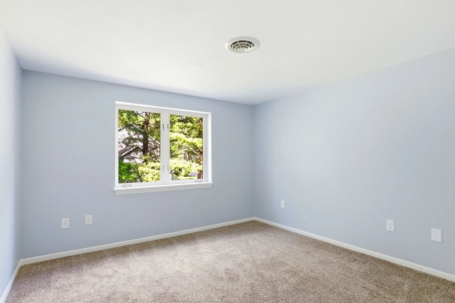 1 Highland Green Lane Merrimack NH 03054