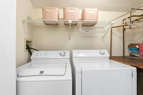 1 Highland Green Lane Merrimack NH 03054