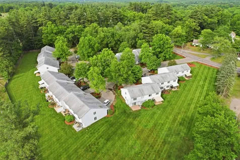 1 Highland Green Lane Merrimack NH 03054