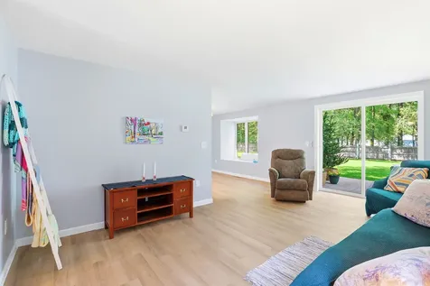 1 Highland Green Lane Merrimack NH 03054