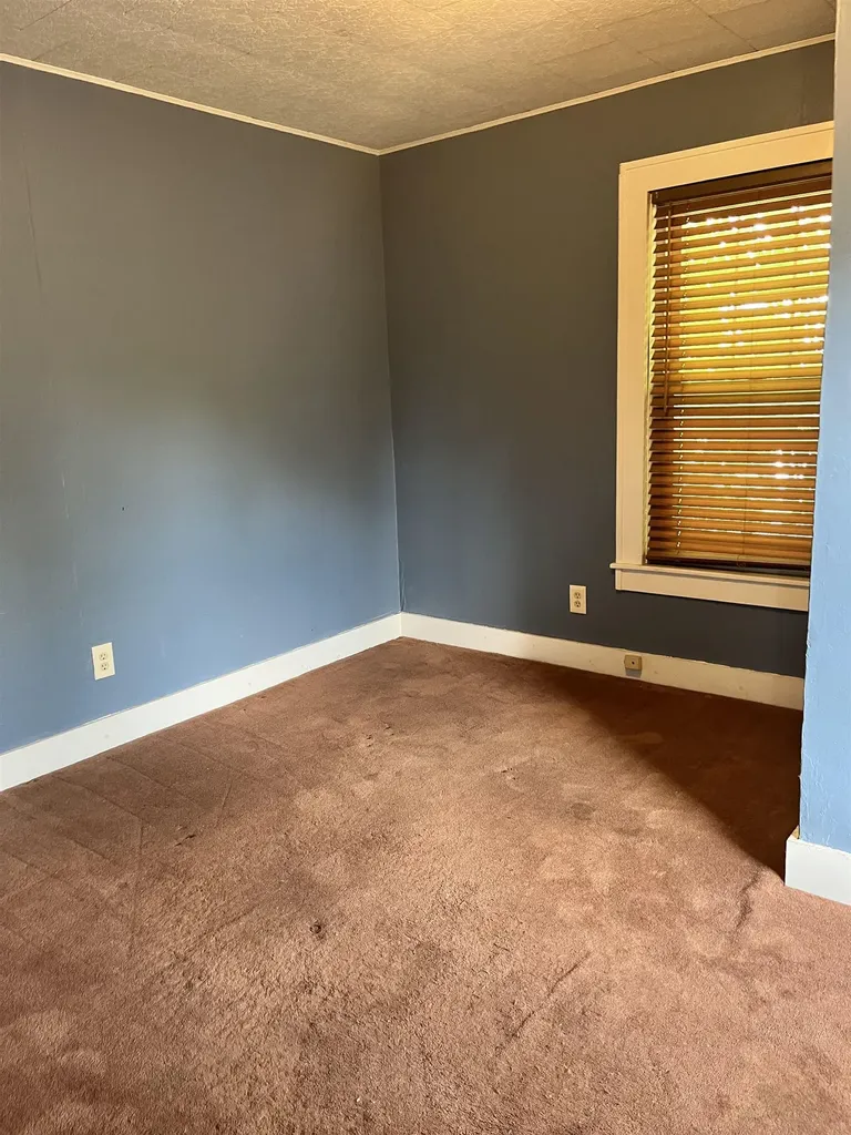 26 Marble Avenue Rutland City VT 05701