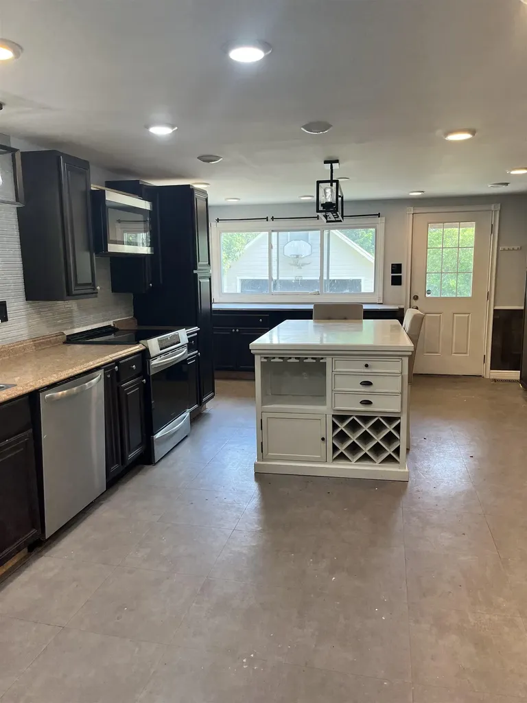 26 Marble Avenue Rutland City VT 05701