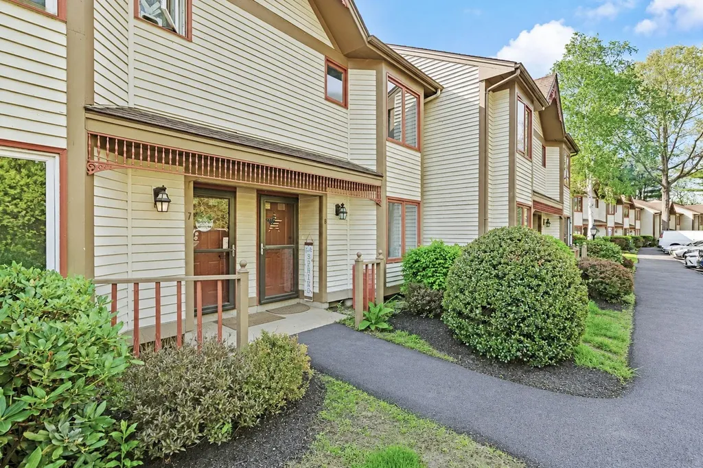 67 Fifth St Street Dover NH 03820