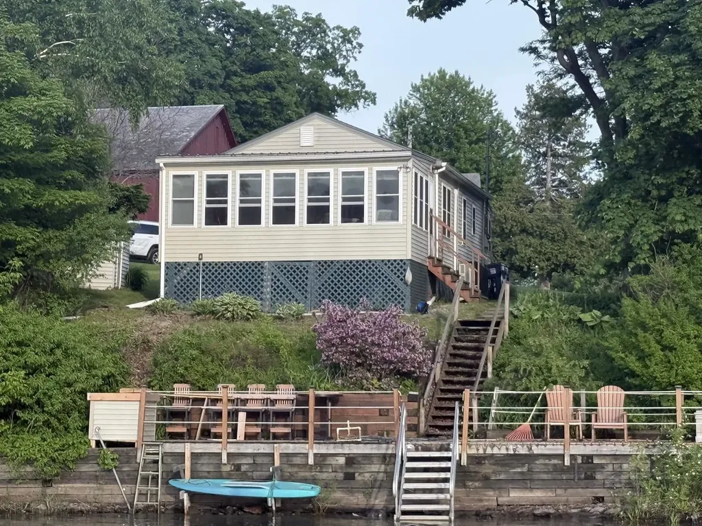 71 West Island Road Colchester VT 05446