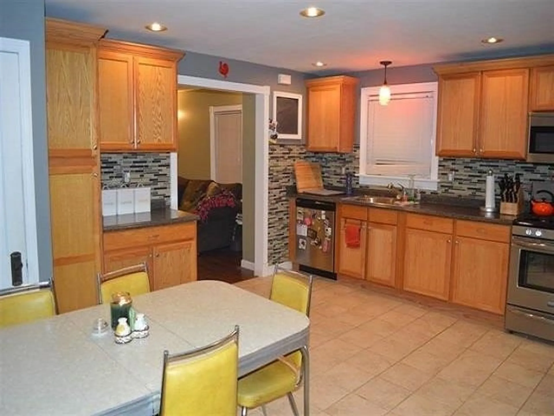 4 Troy Street Nashua NH 03064