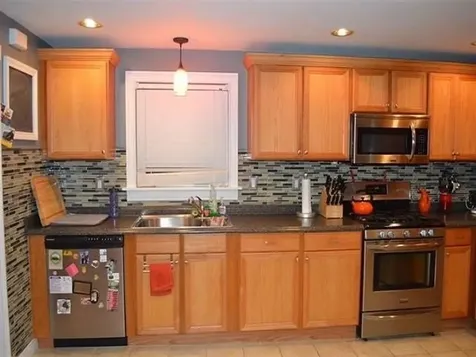 4 Troy Street Nashua NH 03064