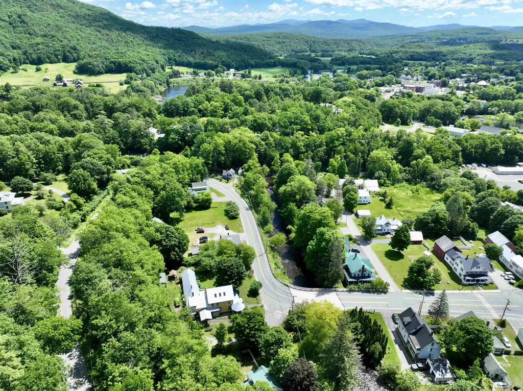 11 Water Street Wells River VT 05081