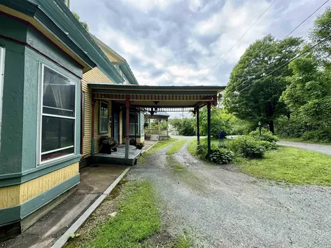 11 Water Street Wells River VT 05081