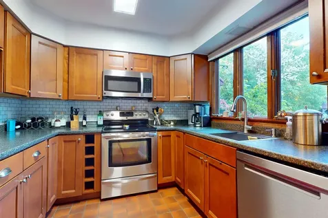 20 Greenfield Road Essex VT 05452