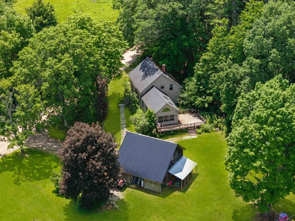 307 Calef Hill Road Sanbornton NH 03269