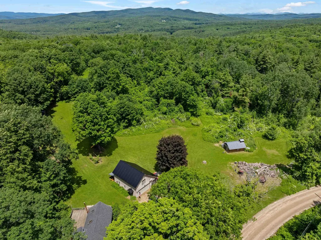 307 Calef Hill Road Sanbornton NH 03269
