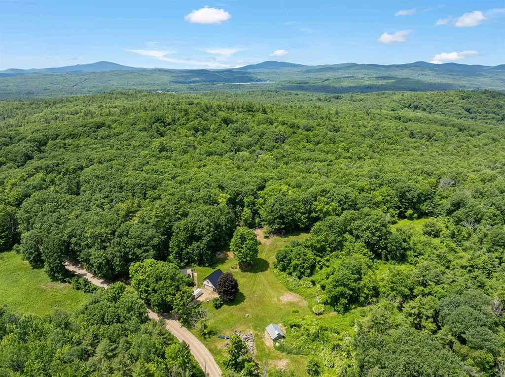 307 Calef Hill Road Sanbornton NH 03269