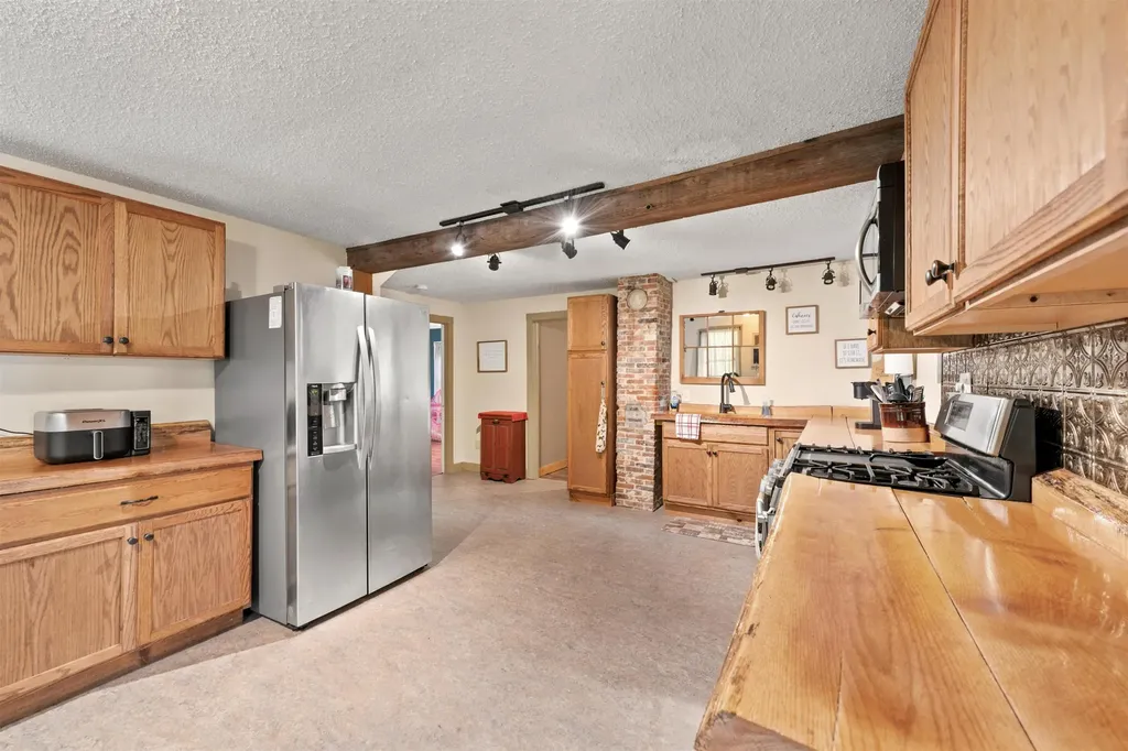 307 Calef Hill Road Sanbornton NH 03269