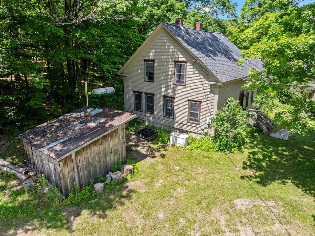307 Calef Hill Road Sanbornton NH 03269